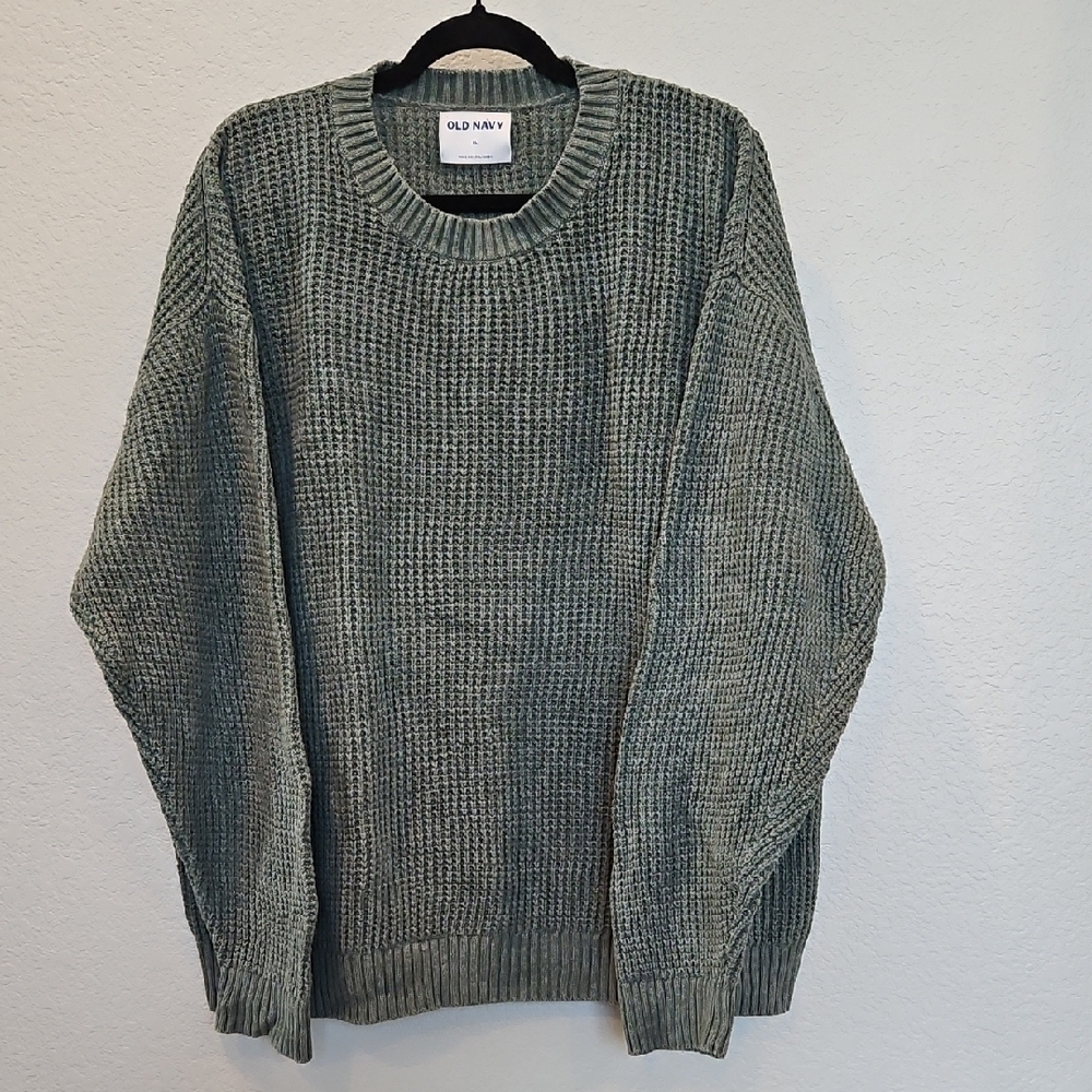 Old Navy Men's Crewneck Sweater in Olive